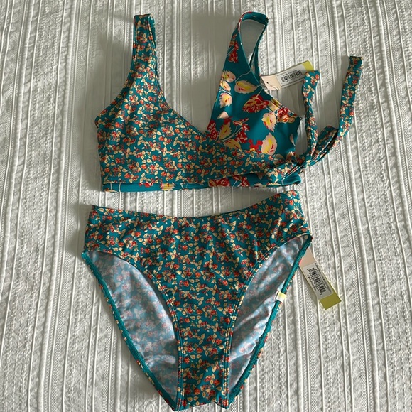 NWT Summersalt Terrace Floral Bikini Set - Size 4 - Picture 2 of 9